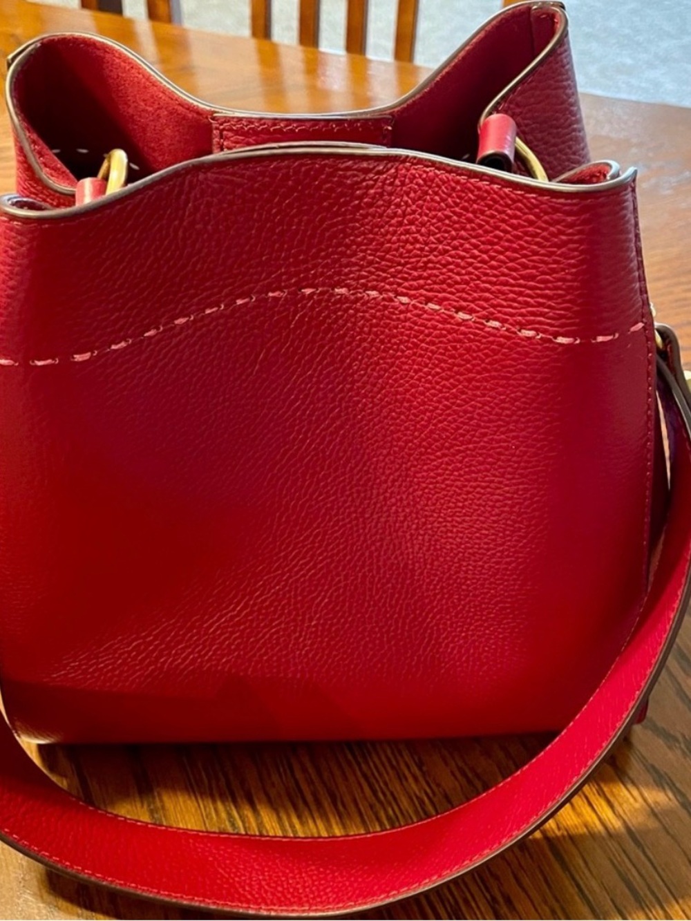 Classic Red Wine Leather Pebbled Shoulder Bag with Gold Accents